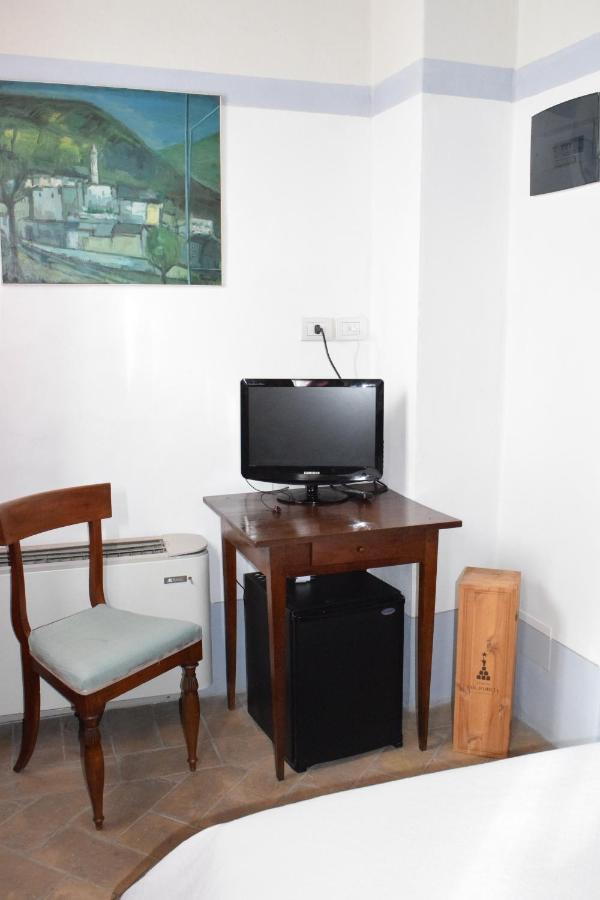 La Locanda Del Vino Nobile B&B Montepulciano Stazione Eksteriør bilde